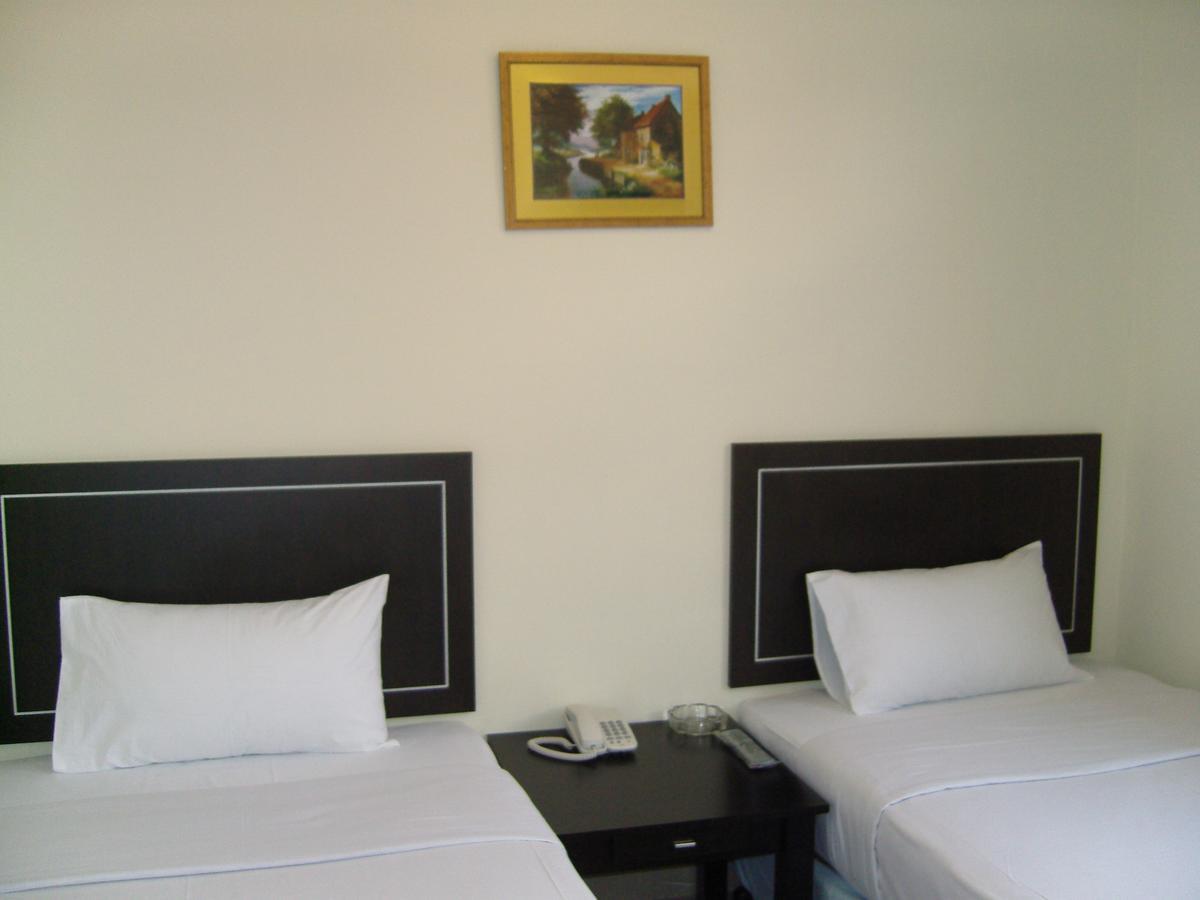 Hotel Orient Johor Bahru Extérieur photo